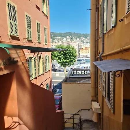 Appartement ÉTOILES DU PORT, calme, proche de tout, parking Nice